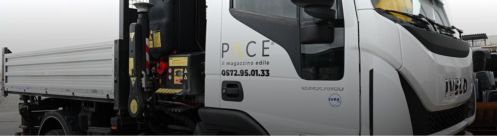 Il camion di Pace per il trasporto delle forniture